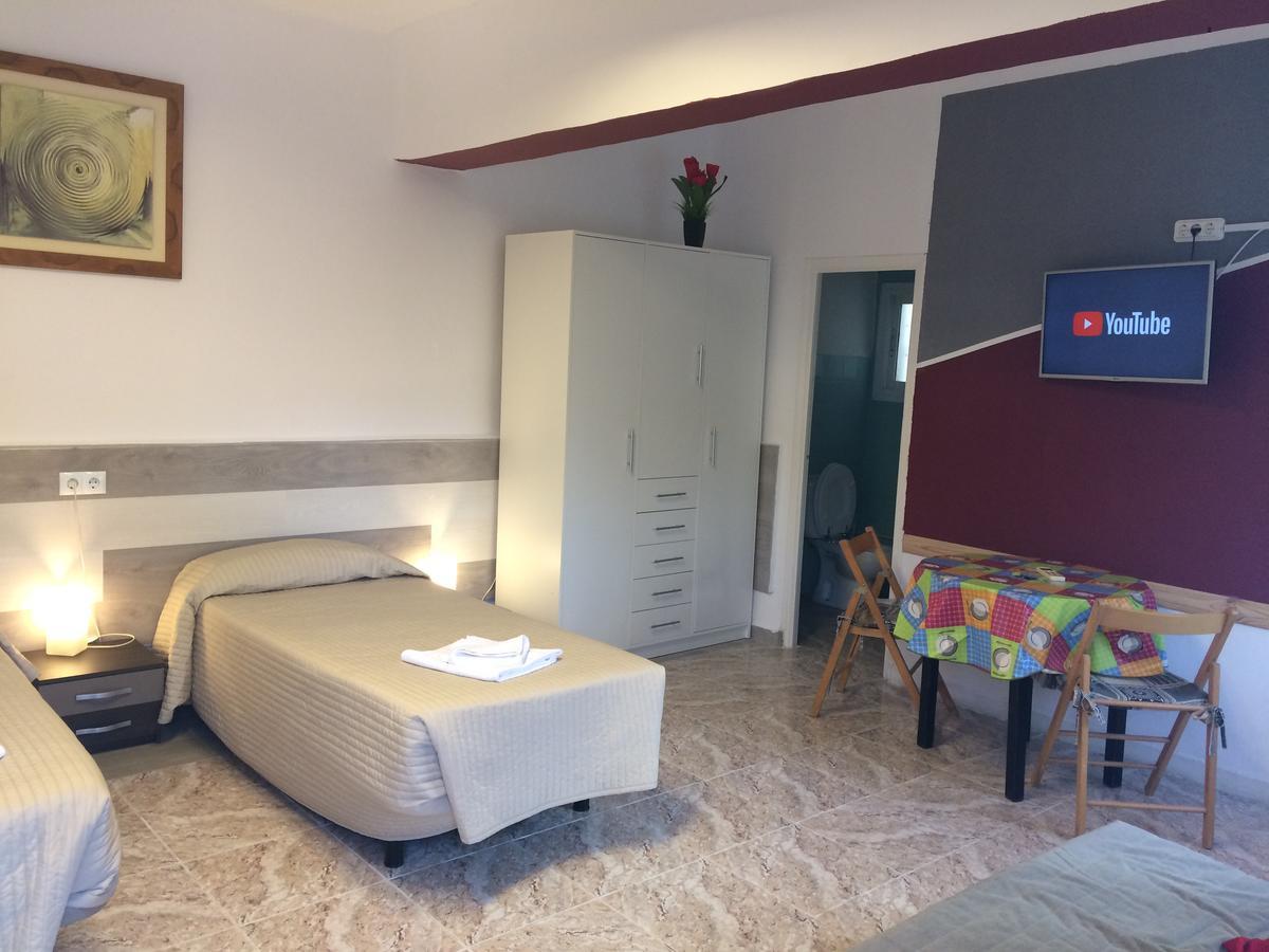 Mar 13 Apartment *