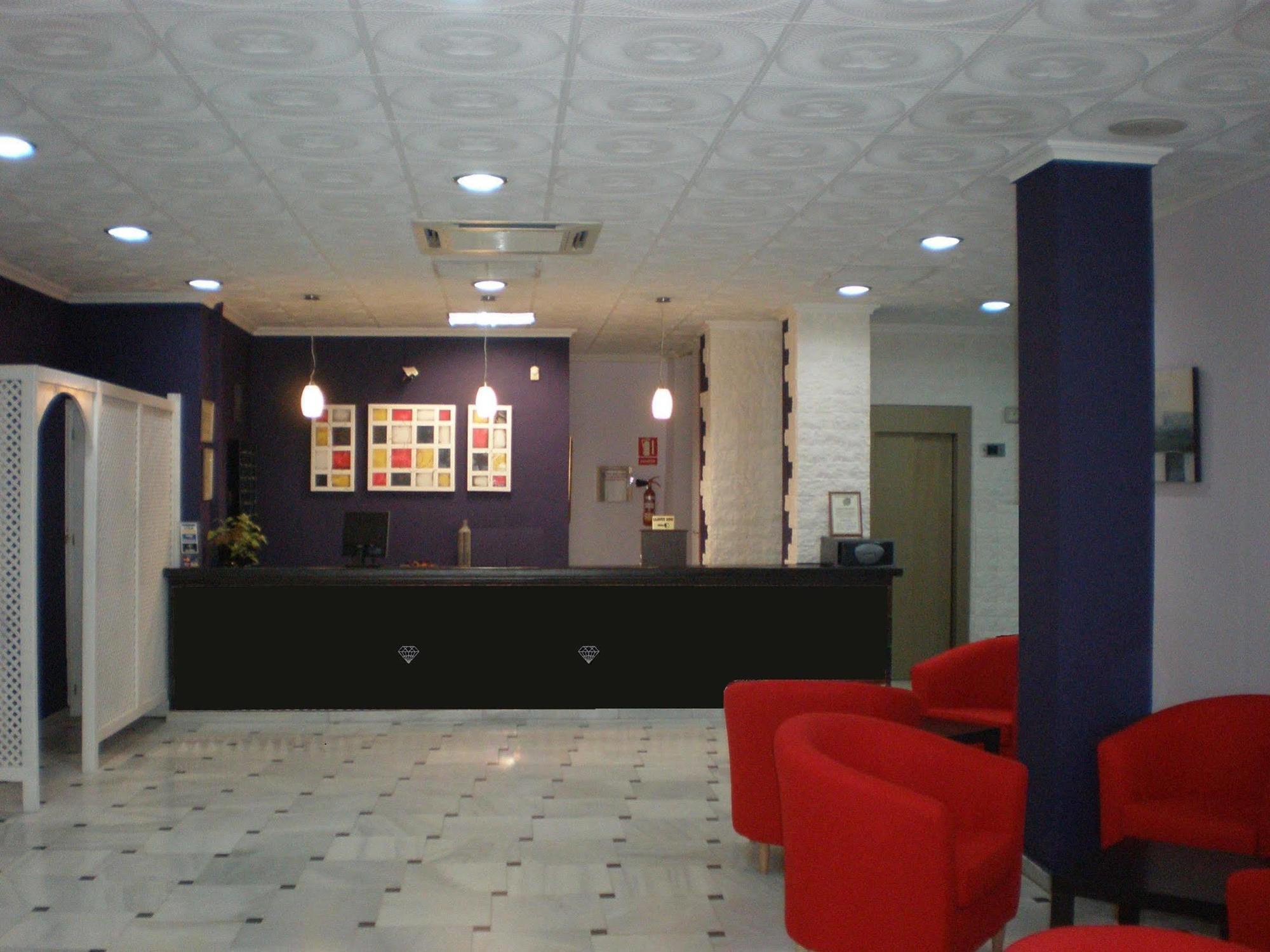 Kristal Hotel