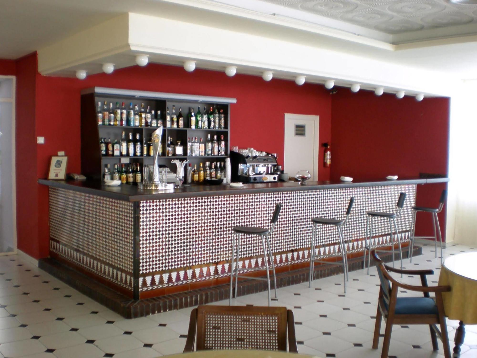 Kristal Hotel