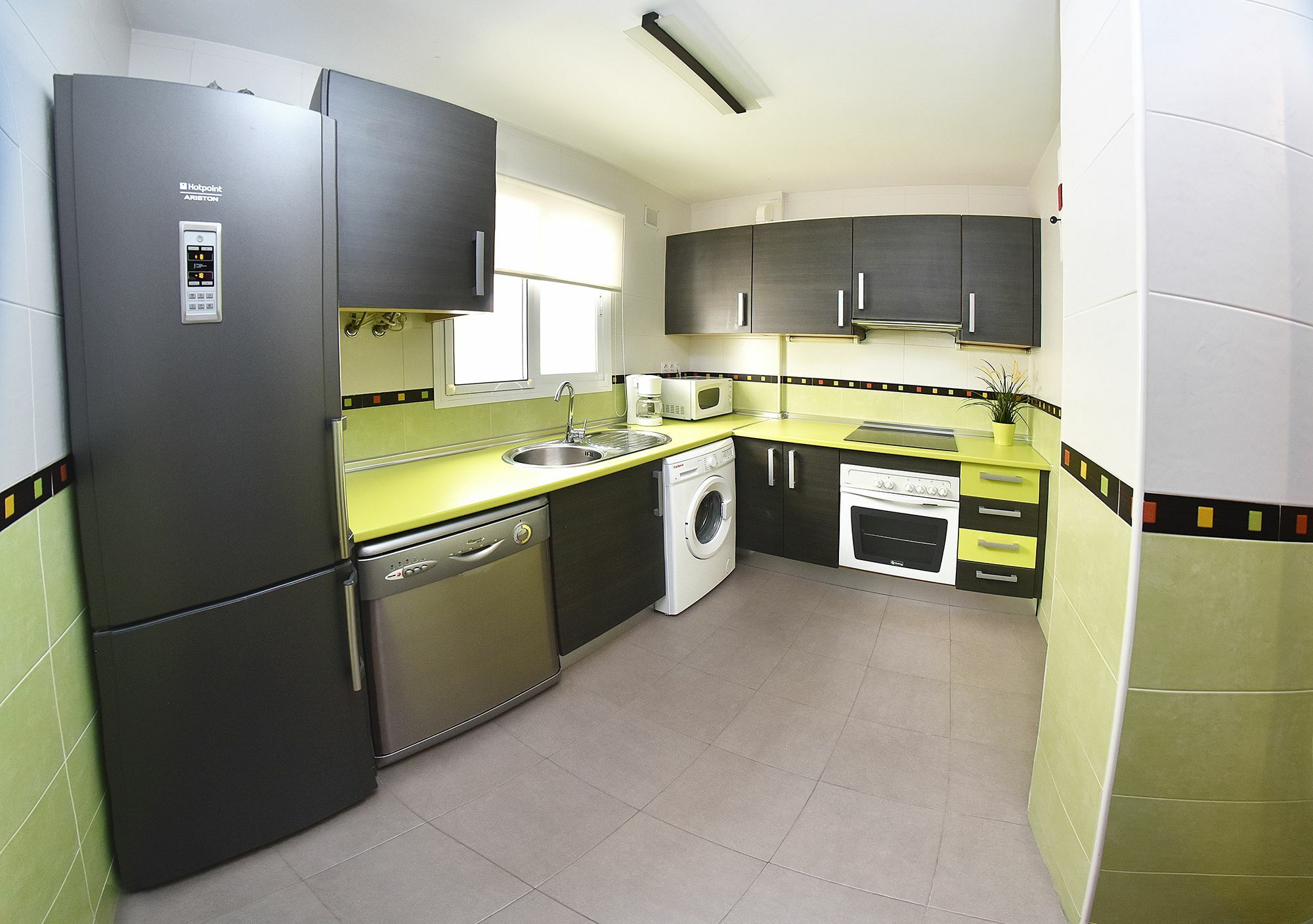 Centrosol Con Parking Apartment *