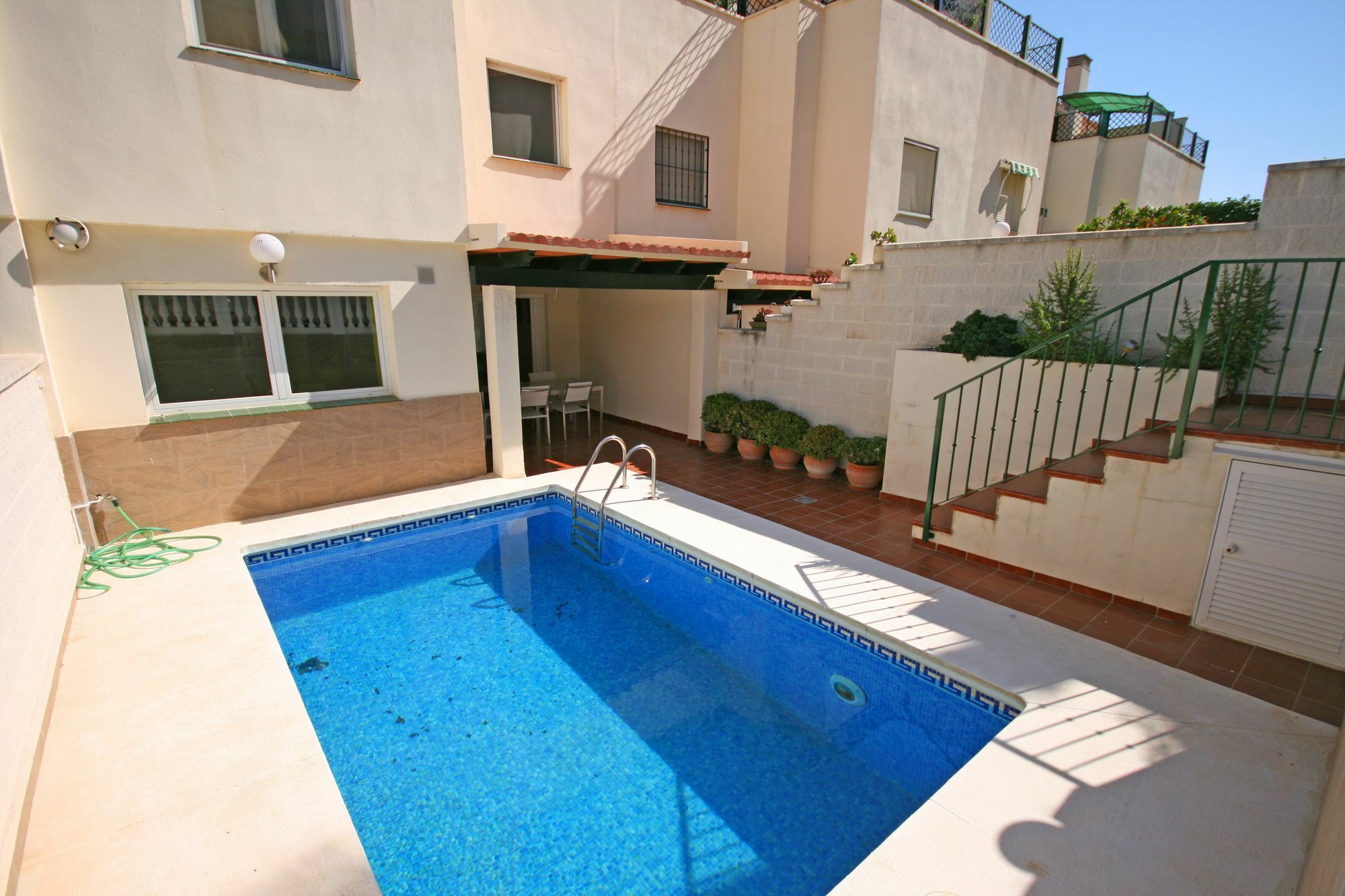 Jacuzzi & Pool *