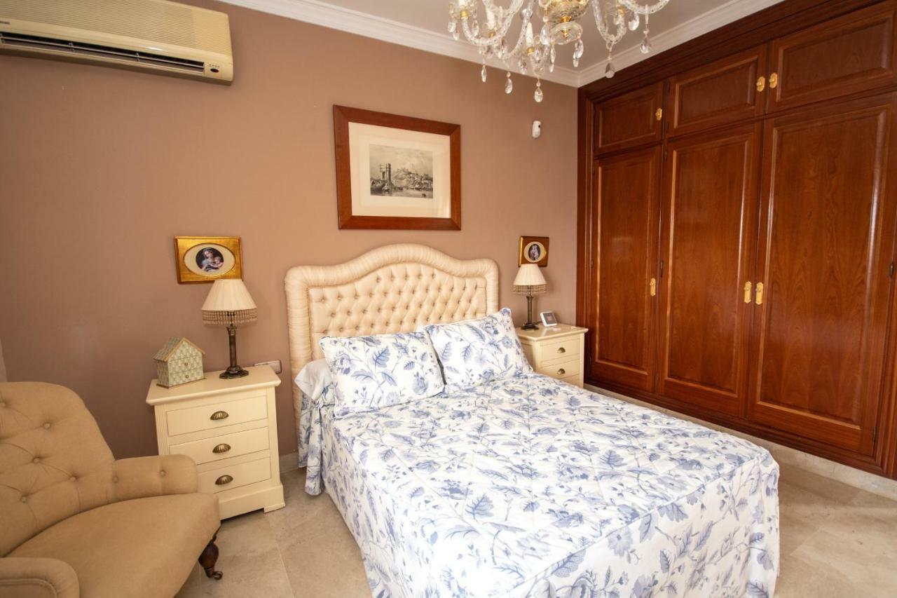 Cubo's Palacio Valdes Torremolinos