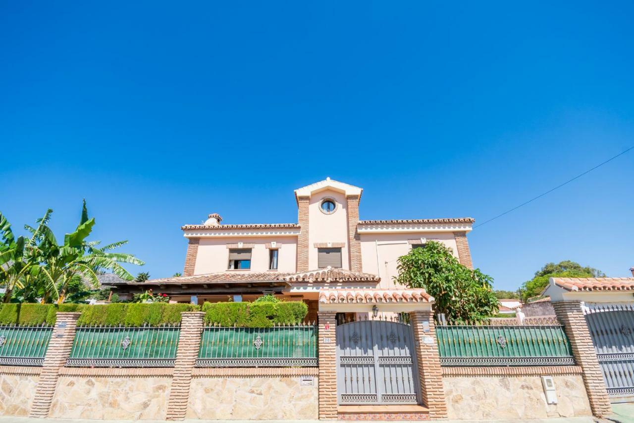 Cubo's Palacio Valdes Villa