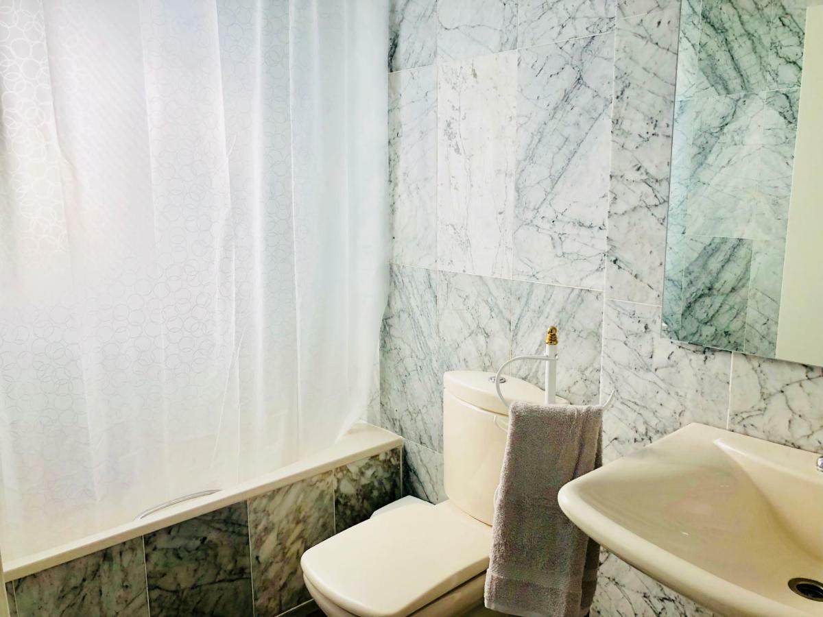 Luxury Bajondillo Beachfront Vakantiehuis *
