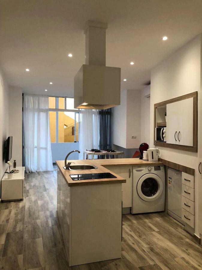 Cozy In The Heart Of Apartment *