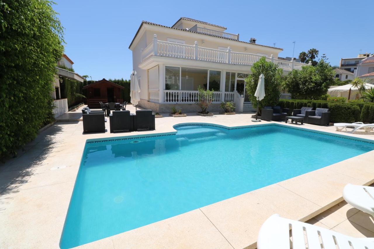 Villa De Lujo En