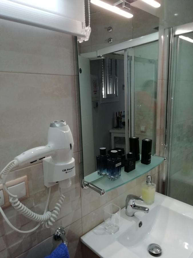 Apartment Carihuela New Design On Torremolinos