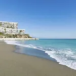 Luxury Duplex- 7 Minutes From The Beach