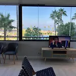 Luxury House 110 M2 On The Beach, Pool, Parking