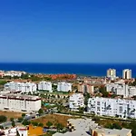 Apartamento En La Torre, La Colina