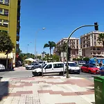 Recién reformado, Fire Stick Amazon, Wifi, 2 pers, Céntrico, 20 m Playa