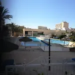 2 Dormitorios, 5 personas, Piscinas, 10 min Playa, Plaza La Nogalera
