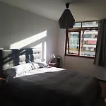 2 Dormitorios, 5 personas, Piscinas, 10 min Playa, Plaza La Nogalera
