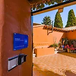 Casa Paraiso Boutique B&B