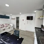 Cozy Studio Reina In Carihuela Carmen