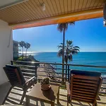 Vista al mar, wifi, terraza y piscina