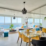 Luxy Beach Apartment