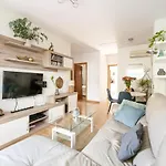 Cozy 2 Bedroom On Rincon Dorado- Air Conditioning, Netflix, Roku Tv