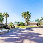 4 Bedroom Nice Apartment In Torremolinos