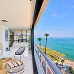 Savanna Beach. Amazing Apartment With Jacuzzi