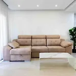 Modern 3-Bed Apartment In Heart Of Torremolinos