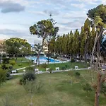 Enjoy La Carihuela Beach At 4 Min.Terrace & Pool.