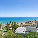 Apt Playa Y Montana