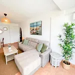 Spacious Apartment In The Center Of Torremolinos