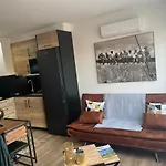 Luxury Center I