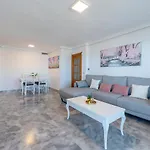 797 Holiday Rentals- Apartamento En Torremolinos Para 7 Con Vistas Al Mar