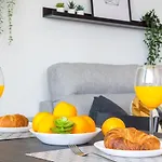Vistamarina A409 By Ivi Real Estate