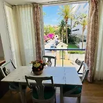 Apartamentos Bajondillo Beach Cozy Inns