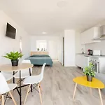 Blue Sky Apartment