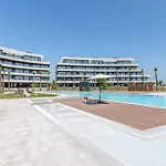 Vivi Homes - Dali Pool, Sauna, Gym & Sea View