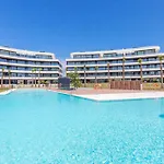 Vivi Homes - Dali Pool, Sauna, Gym & Sea View