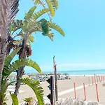 Palm Beach Aparment Sea Views