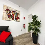 A8 - Apartamento En La Carihuela, 2 Dormitorios, Wifi, A 100 Metros De La Playa