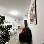 A8 - Apartamento En La Carihuela, 2 Dormitorios, Wifi, A 100 Metros De La Playa