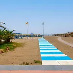 Sun & Beach Apartment