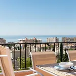 Magnificent 4Br Oasis, Panoramic Terrace, Pool And Parking