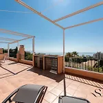 Magnificent 4Br Oasis, Panoramic Terrace, Pool And Parking