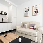 Faro\'S Torremolinos City Studio