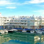 La Colina Beach & Pool