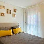Pepes Suite 3 Habitaciones & Parking