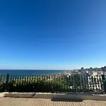 Bajo Coqueto