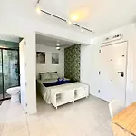 Cg5 - Reformado, 1 Dormitorio, Vistas, Centro 50 Metros Y Playa 700 Metros