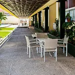 Cozy Apartment In Torremolinos With Wifi
