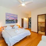 Cubo\'S Villa Las Capuchinas & Cave House
