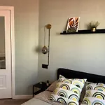 Diagonale House