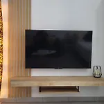 Smart Studio Waves